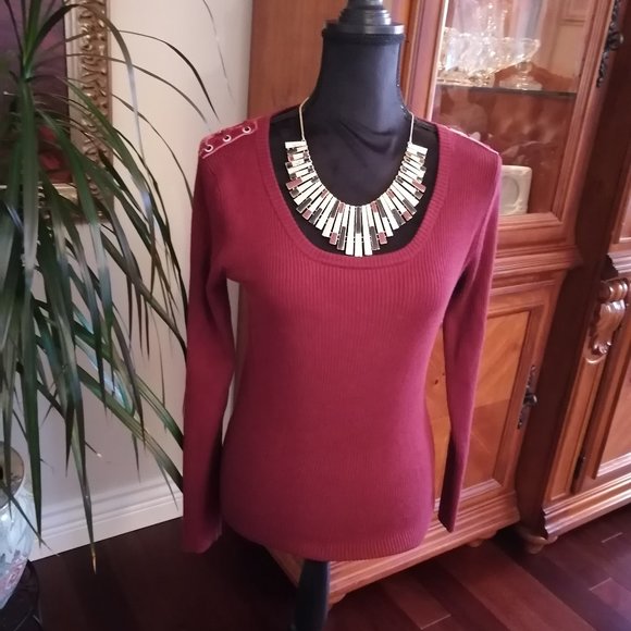 89th & Madison Burgendy Top With Shoulder Detail - Picture 8 of 8